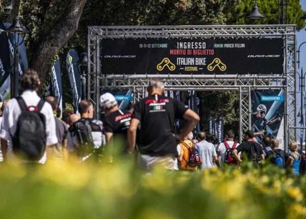 cycling.oxygenhotel it offerta-per-italian-bike-festival-in-bike-hotel-a-rimini 014